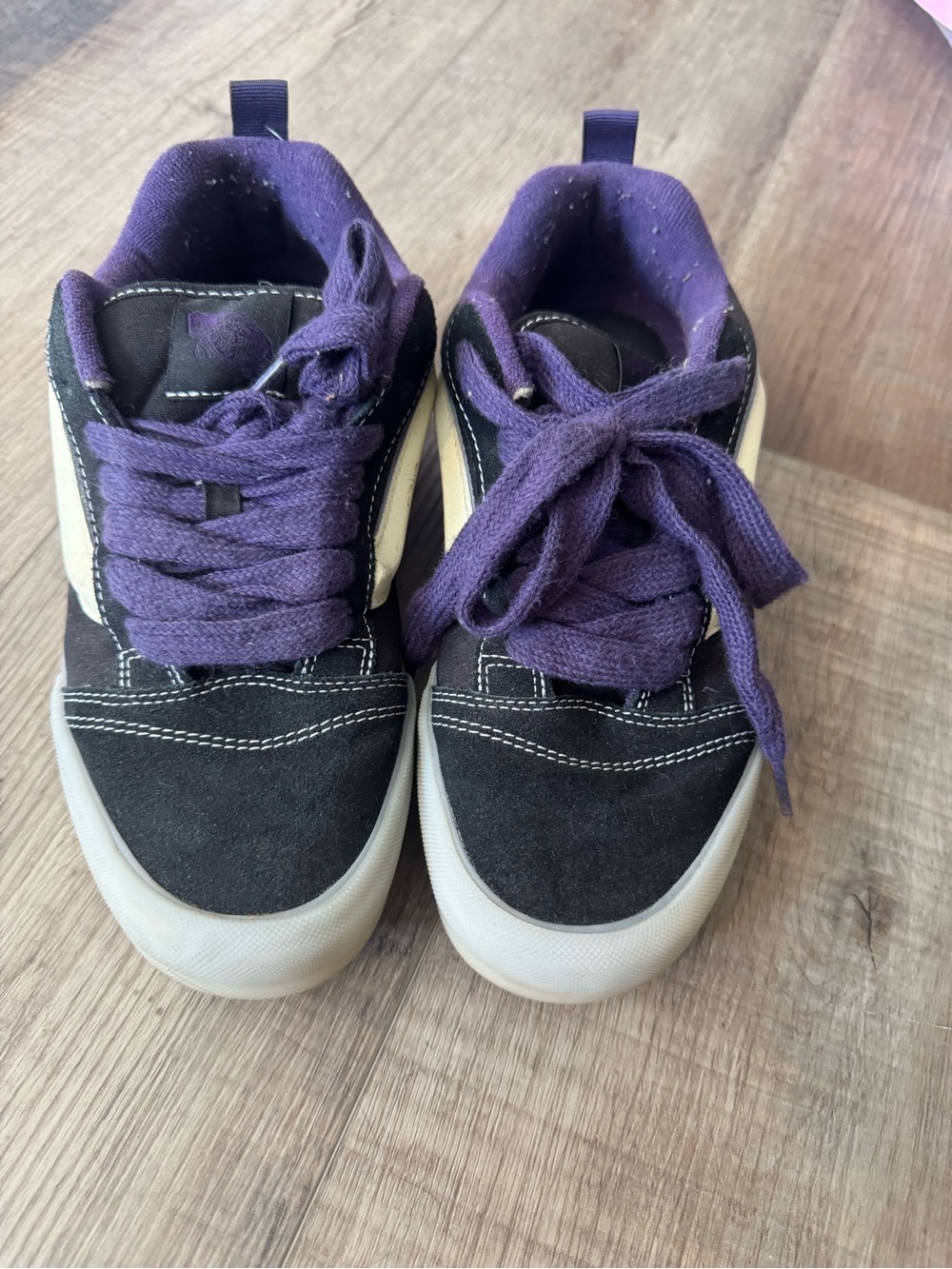Vans Black and Purple Kids Low-Top Sneakers